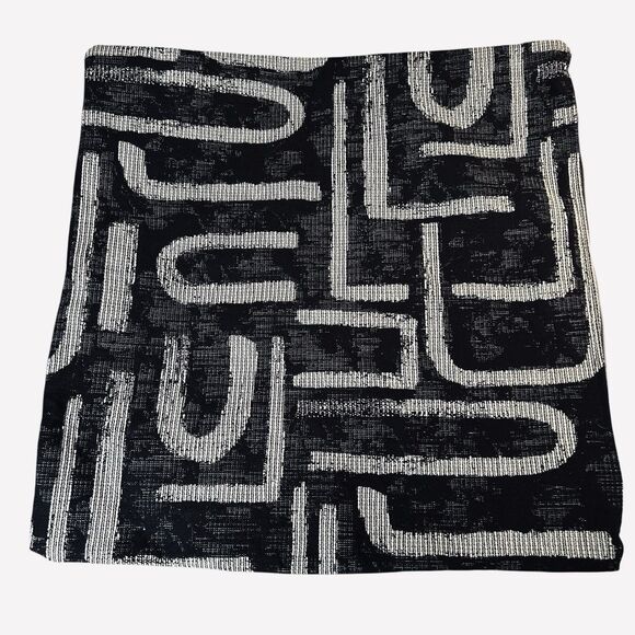 Accent Pillow Cover Black and White Geometric Abstract 21" X 21" Jacquard Weave - Picture 1 of 10